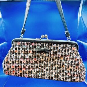 #18 Small Woven Handbag